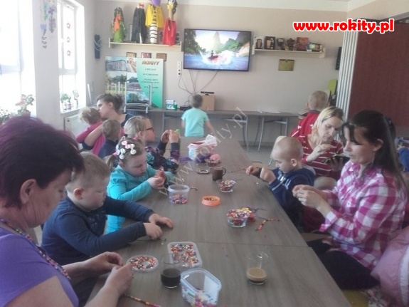 Wiosenne zajęcia na świetlicy w Rokitach
