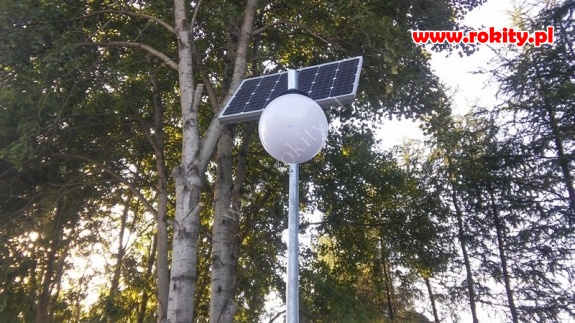 Montaż lamp solarnych