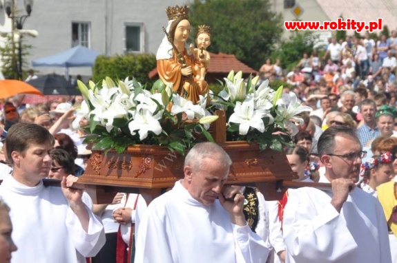Odpust Matki Bożej Szkaplerznej w Sianowie