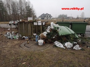 Sprzątanie Cmentarza Parafialnego w Rokitach